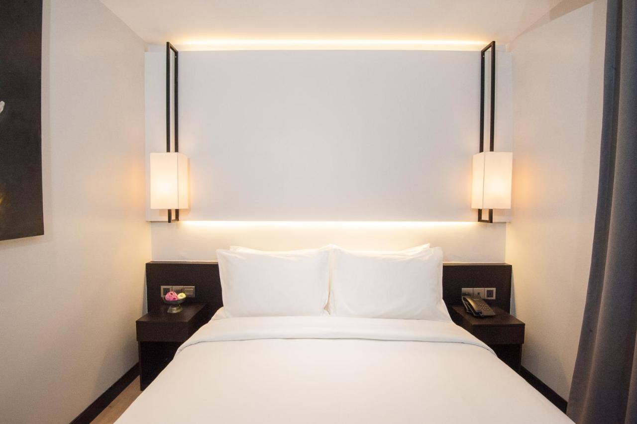Glow Park Hotel Grand Royal Palace Phnom Penh Eksteriør billede
