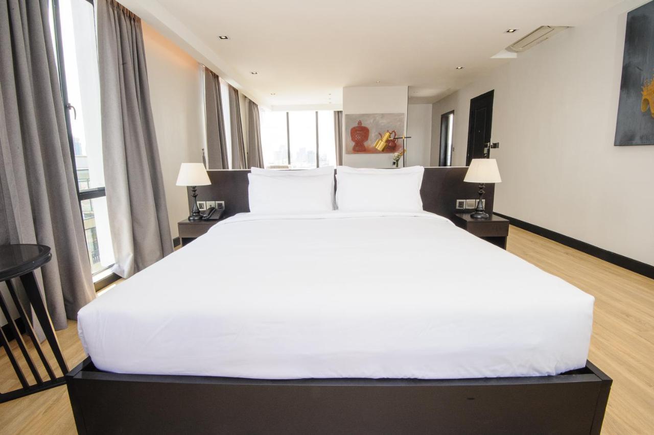 Glow Park Hotel Grand Royal Palace Phnom Penh Eksteriør billede